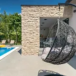 Hébergement de vacances Cozy In With Sauna Labin (Istria)
